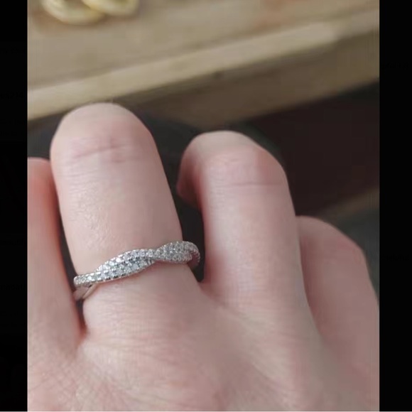 💍 Silver fFlled Dainty Minimalist StyleTwisted Pave Diamond Band - Picture 13 of 17